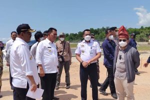 Gubernur Ansar Dampingi Wamen LHK Tinjau Mangrove Presiden di Setokok